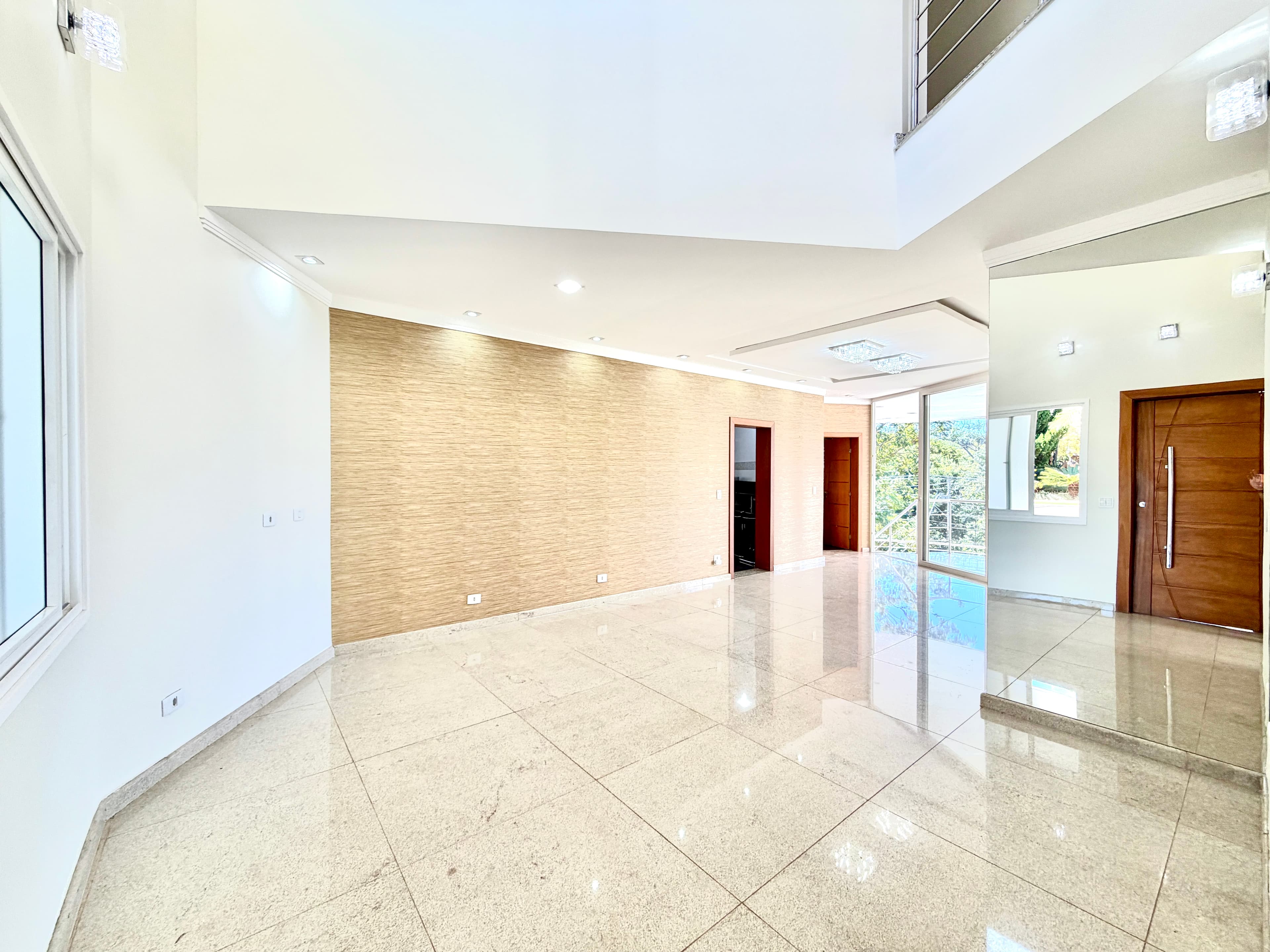 Casa em condomínio para alugar com 4 quartos, 349 m² - Alphaville Dom Pedro — foto 2