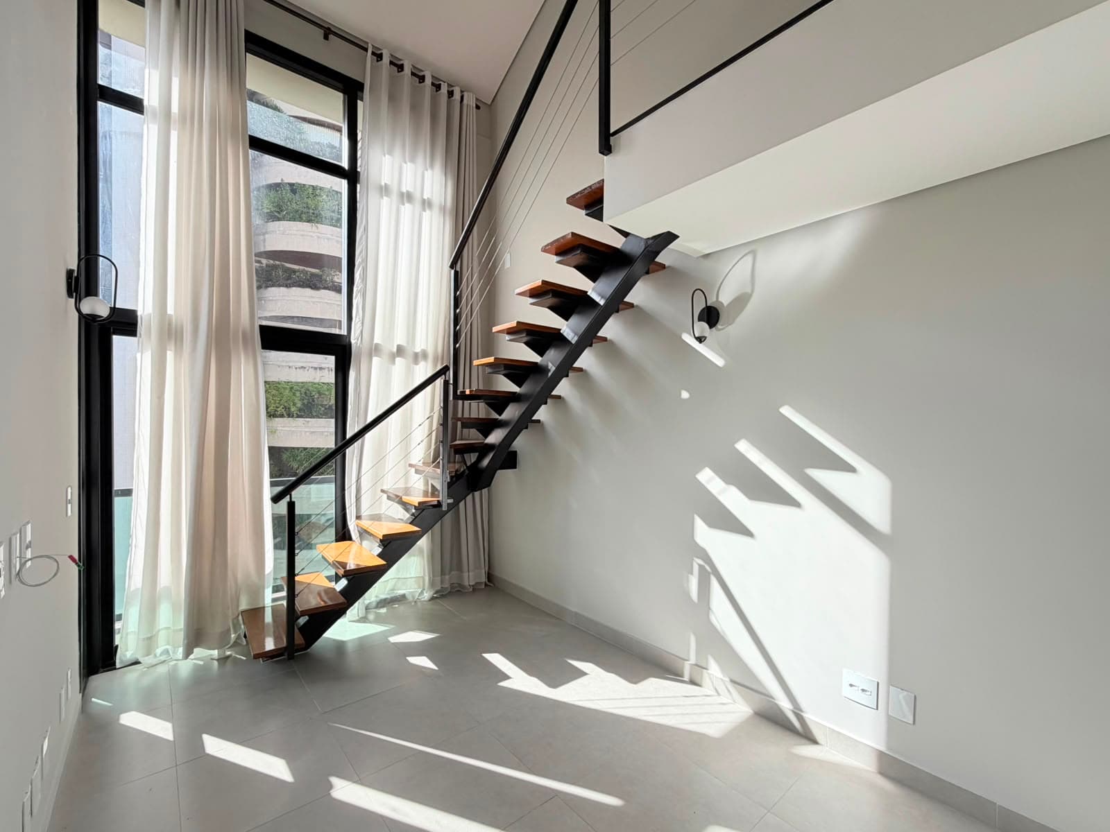 Cobertura à venda com 1 quarto, 72 m² - Cambuí — foto 2
