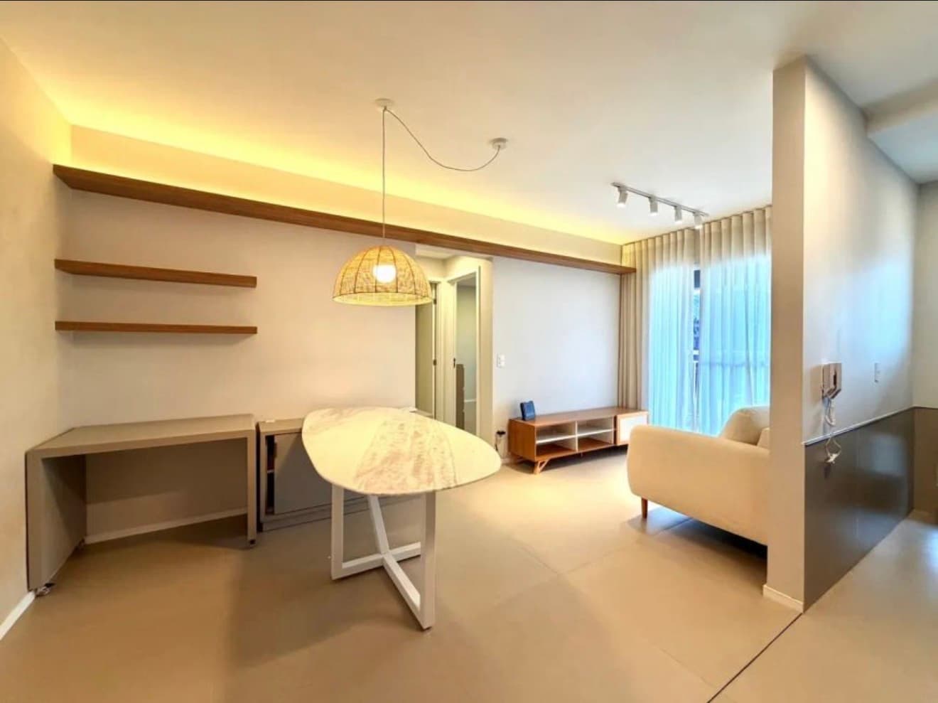 Apartamento à venda e para locação com 2 quartos, 57 m² - Centro — foto 2