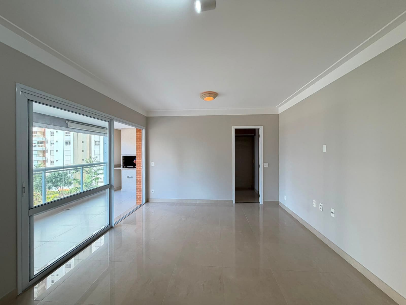 Apartamento para alugar com 3 quartos, 119 m² - Taquaral